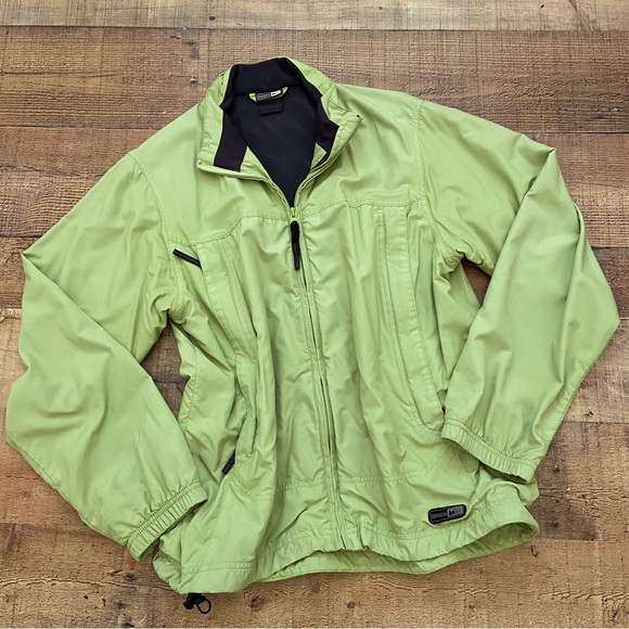 REI Utility Hiking Jacket in Kiwi - Picture 1 of 15